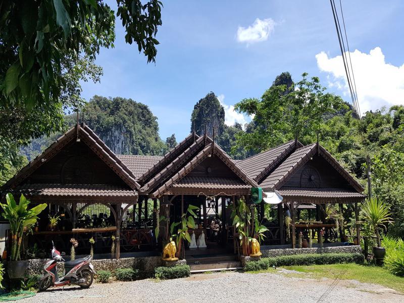 Montania Lifestyle Hotel Phanom Esterno foto