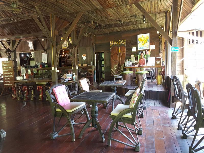 Montania Lifestyle Hotel Phanom Esterno foto