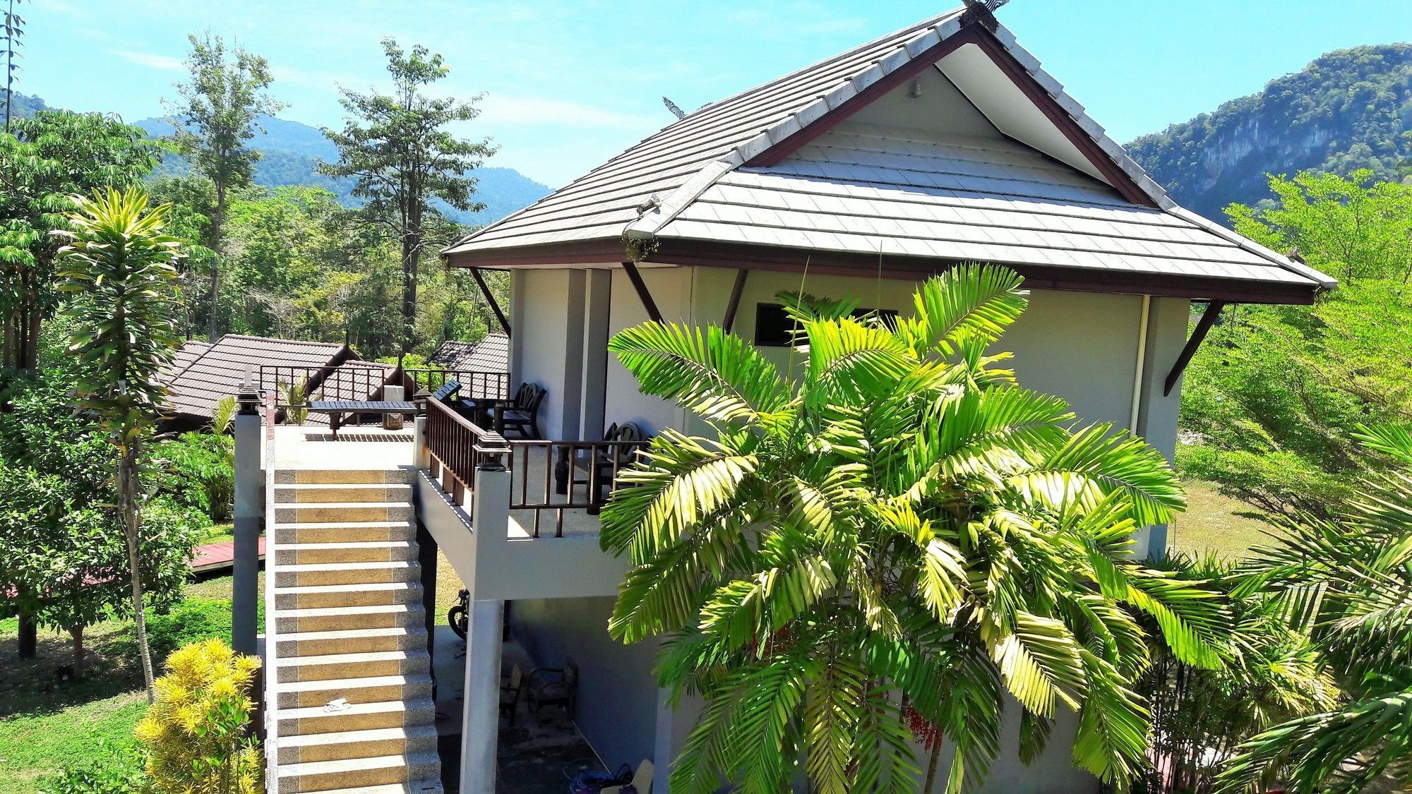 Montania Lifestyle Hotel Phanom Esterno foto