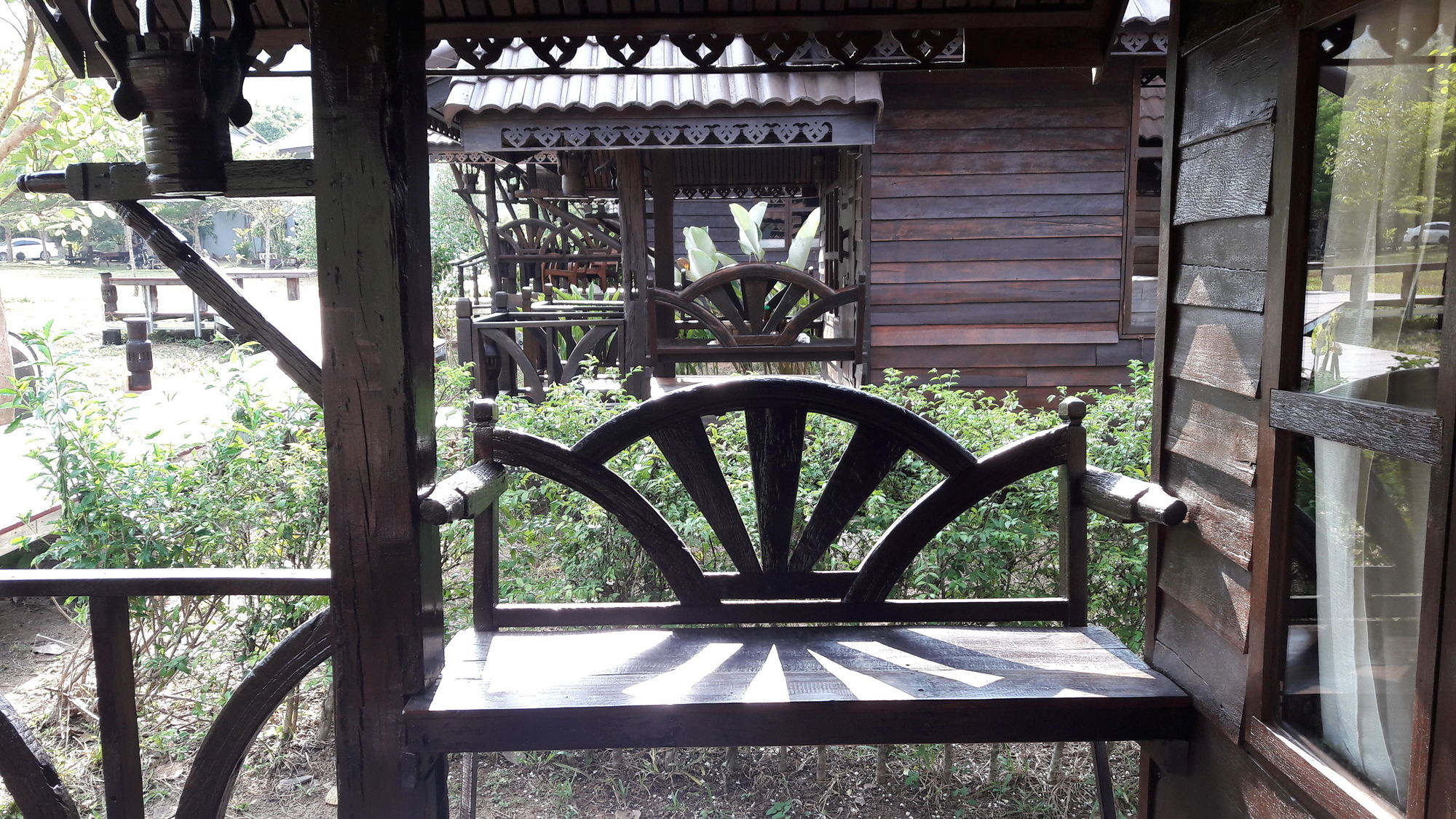 Montania Lifestyle Hotel Phanom Esterno foto