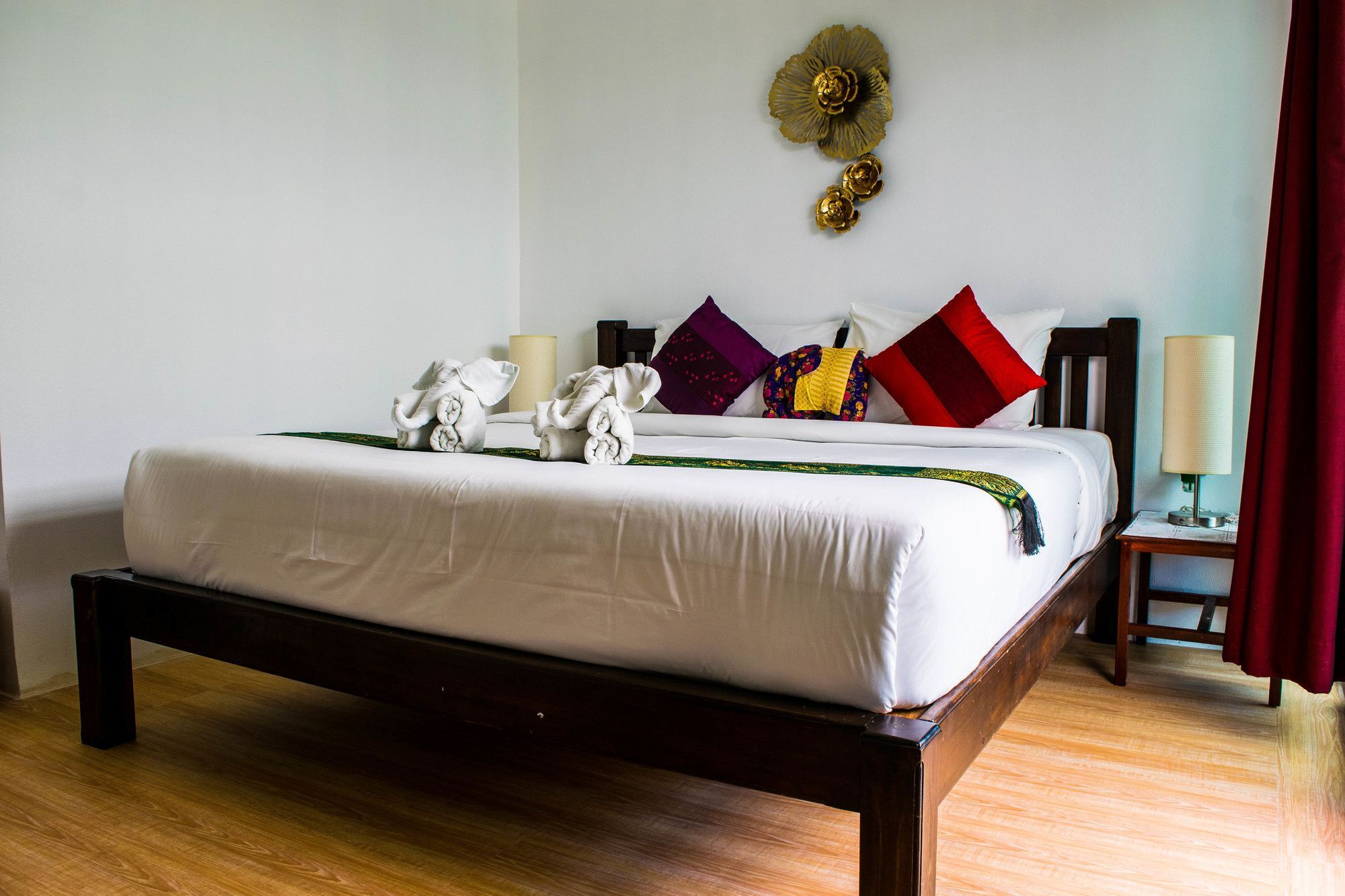 Montania Lifestyle Hotel Phanom Esterno foto